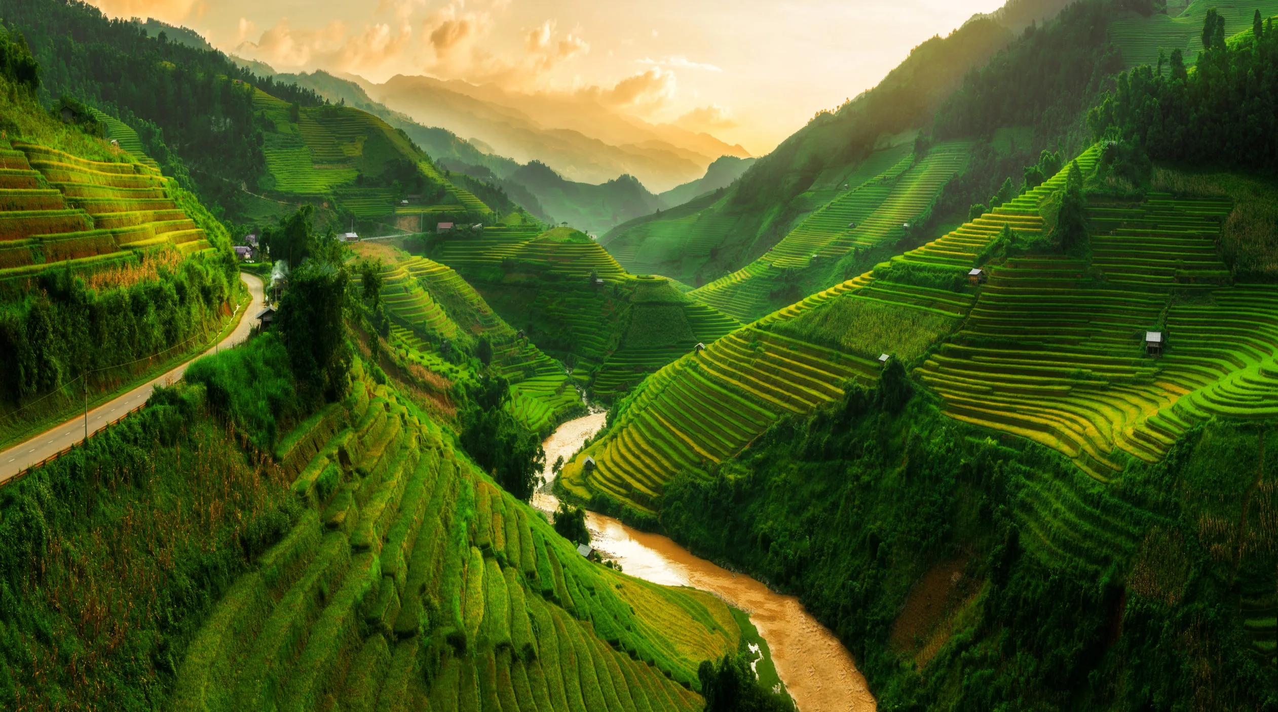 Book Vietnam Holiday
