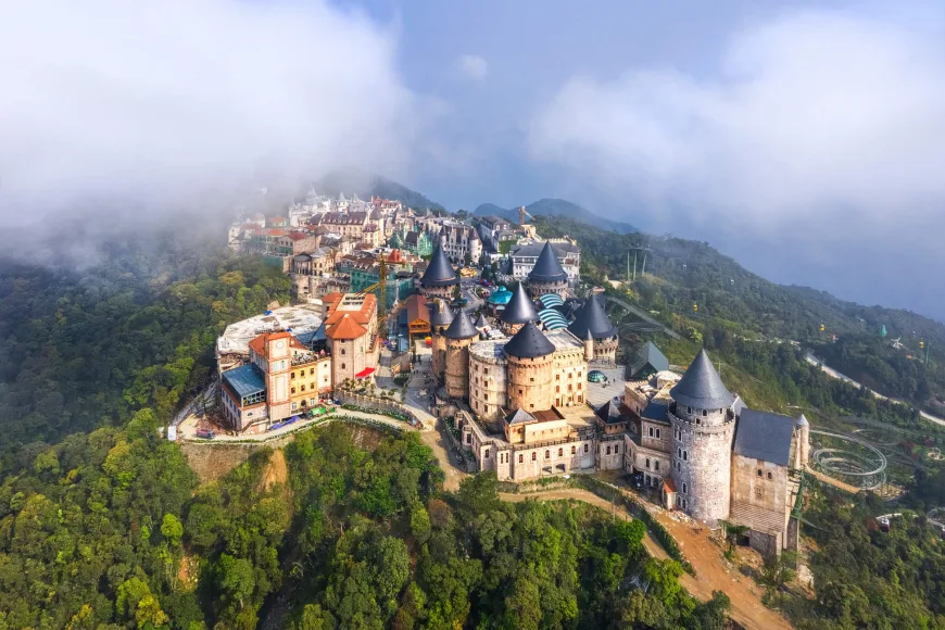 Indoor rides at Fantasy Park Ba Na Hills Da Nang