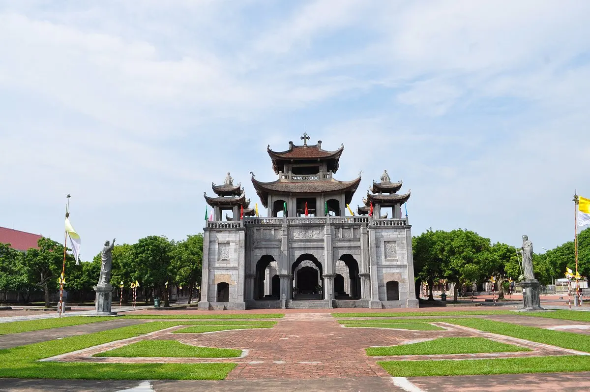 Phat Diem Stone Cathedral pagoda-style architecture Vietnam