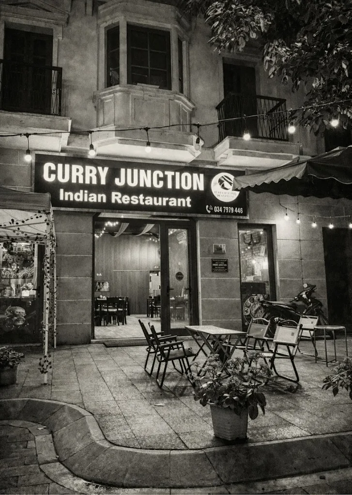 Curry Junction - Halong