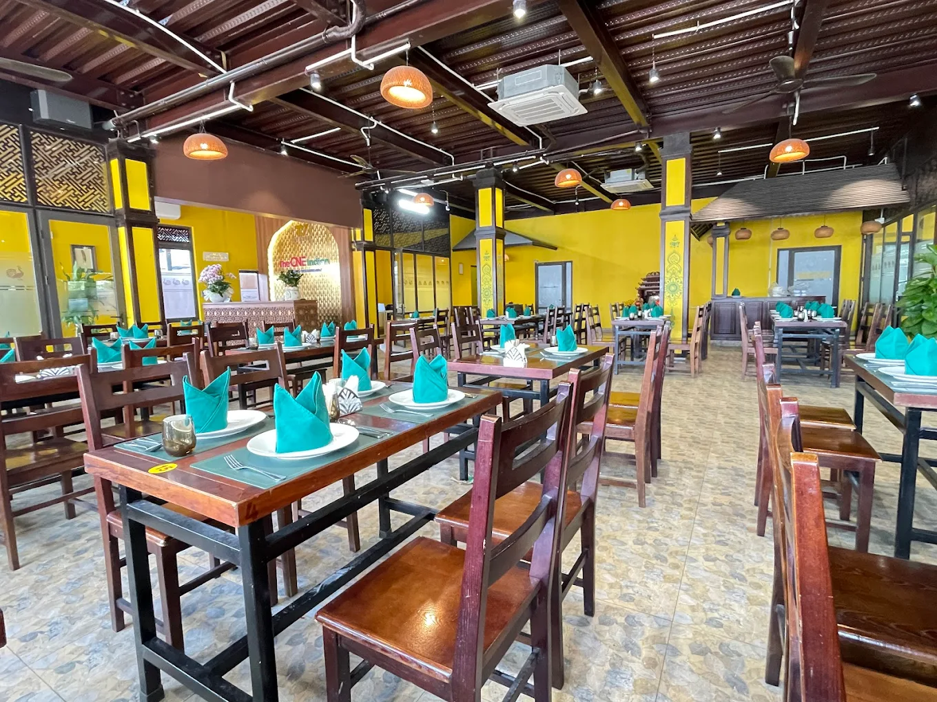 The One Indian Halong Restaurant - Halong City