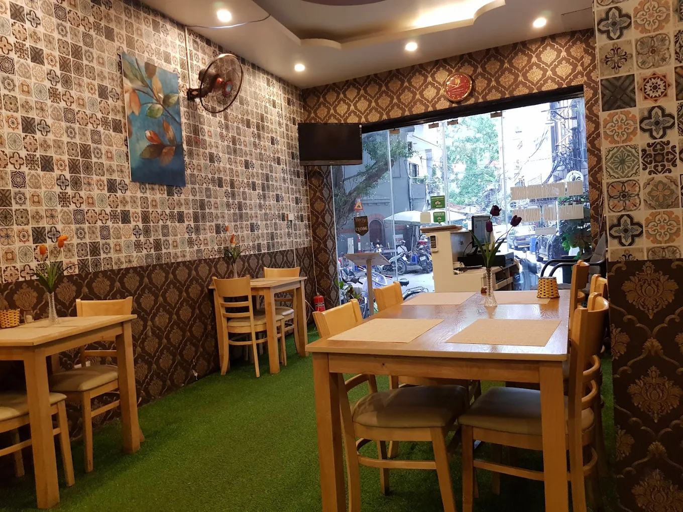 Grills and Gravy Indian Restaurant — Hang Hom Hanoi