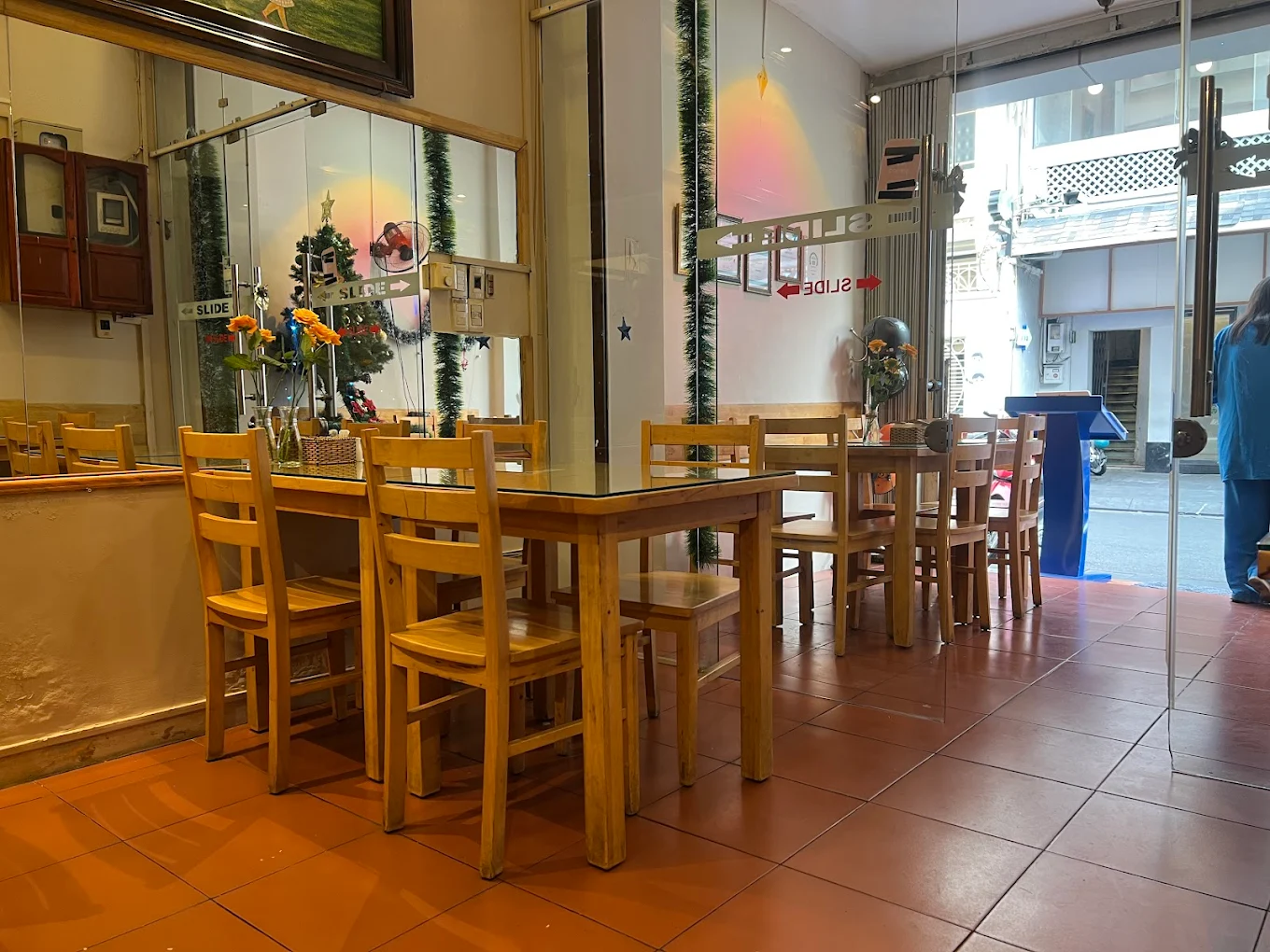 Baba's Kitchen Indian Restaurant - Bui Vien Ho Chi Minh