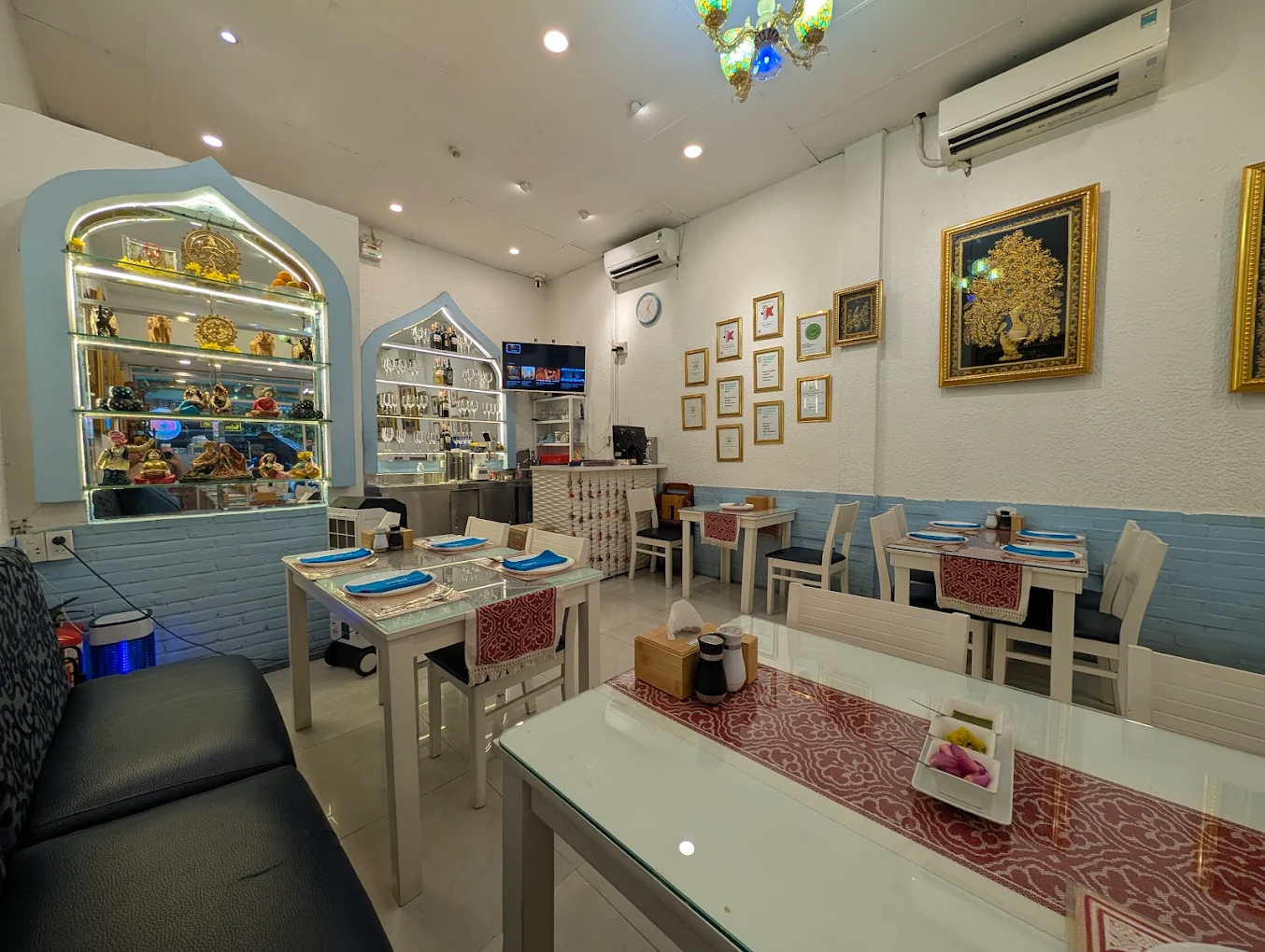 Shri Natraj Indian Cuisine - Best Indian Restaurant in Ho Chi Minh City (Saigon), Vietnam