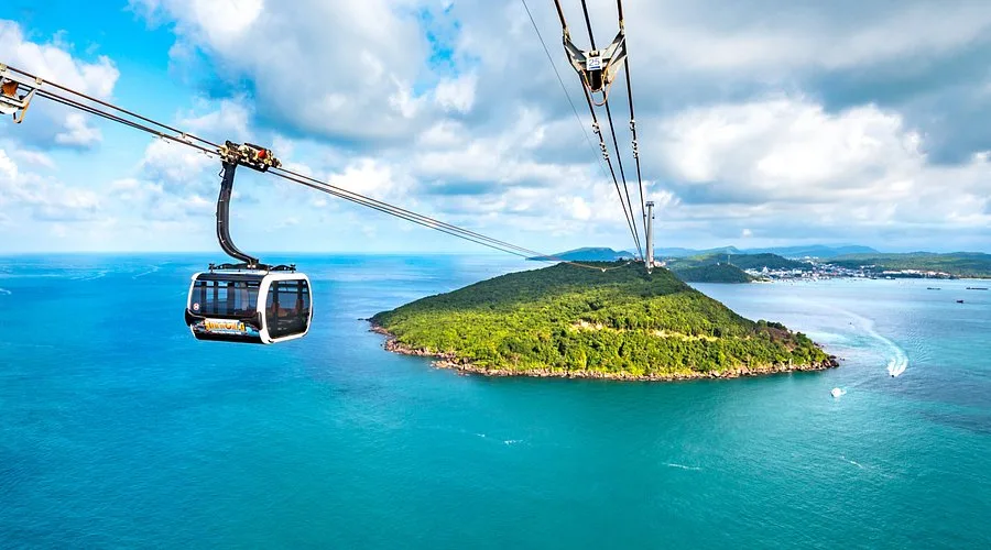 Hon Thom Cable Car